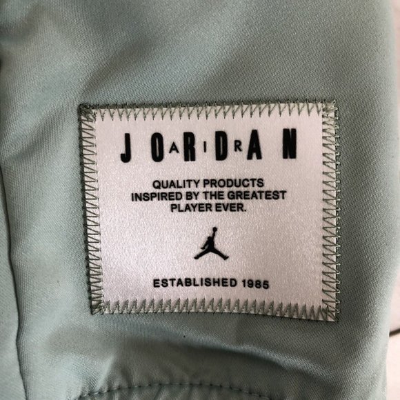 Air Jordan Men's Rare Sample 'Sage Green' Varsity Jacket AV5004-369 size L - Picture 4 of 8